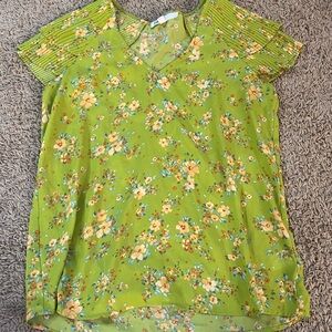 Women's DR2 Pleated Sleeve Green Floral Top Size X-small NWOT